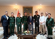 Viet Nam - India to expand space for defense cooperation